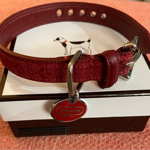 XS Coach Cherry Red Mini Signature Leather Pet Collar NWT - Picture 2 of 11